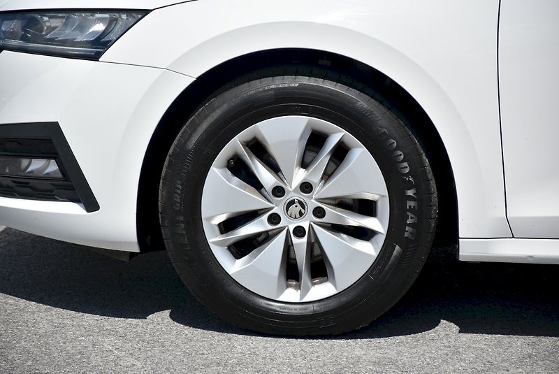 Škoda Octavia (2022) Ambition 1.5 TSI 110 kW - fotka 31 z 31