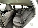 Hyundai i30 (2021) Combi 1.5 T-GDI MHEV MP6 Style - náhled 25