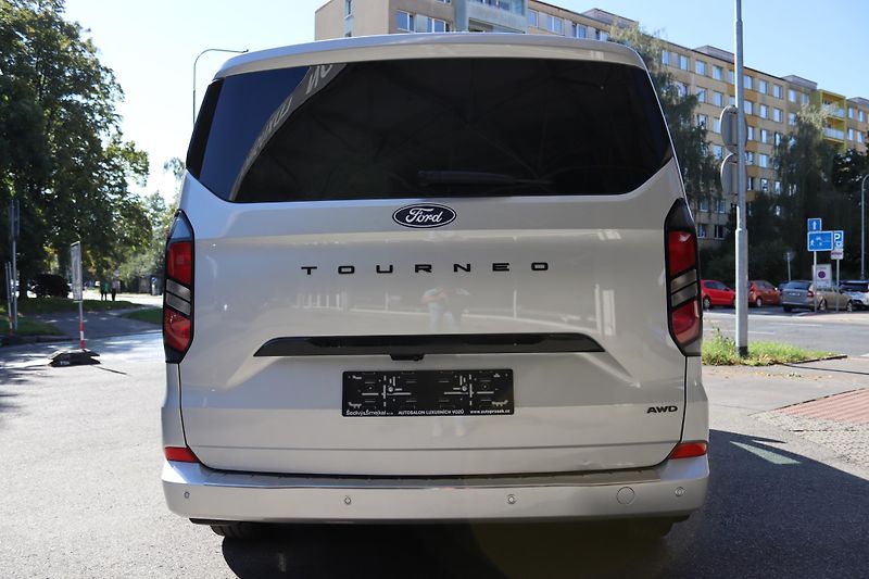 Ford Tourneo Custom Ford Tourneo Custom titaniumL2 - fotka 14 z 55