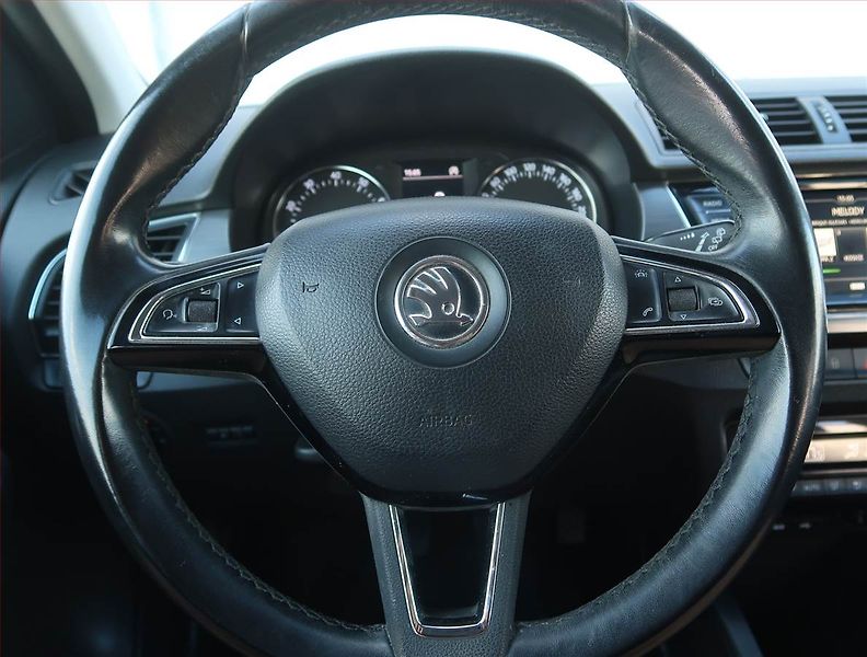 Škoda Fabia (2017) Extra 1.2 TSI, Tempomat - fotka 15 z 18