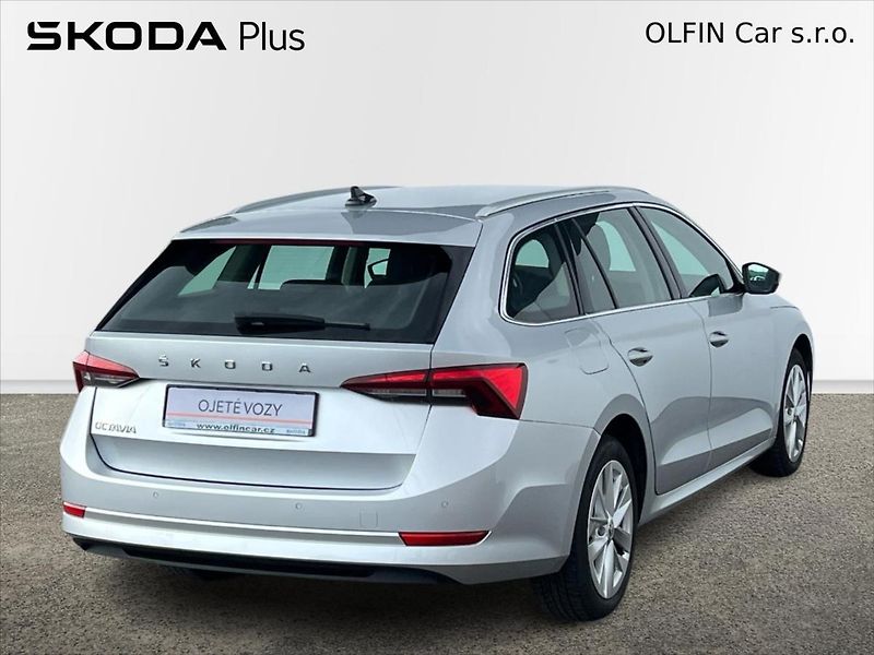 Škoda Octavia 2,0 TDi 85 kW 7DSG STYLE  IV. - fotka 2 z 27