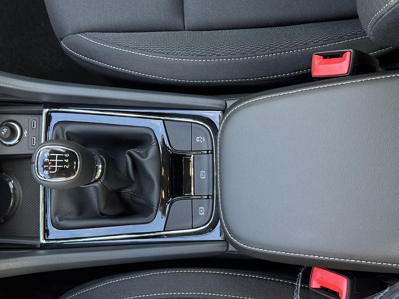 Škoda Karoq (2026) Clasic 1.5 TSI 110 kW - fotka 18 z 25
