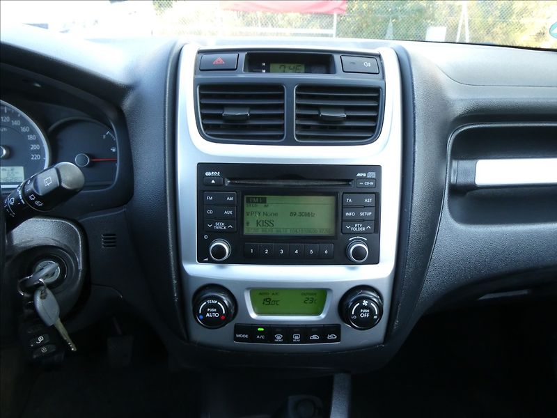 Kia Sportage 2,0 CRDi 110kW 1.MAJITEL, 4x4 - fotka 23 z 40