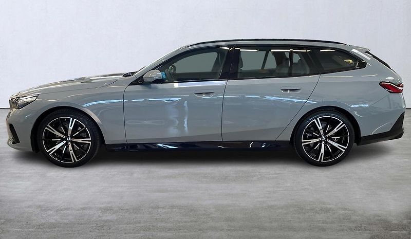 BMW Řada 5 520d AWD Touring MSport h/k - fotka 3 z 18