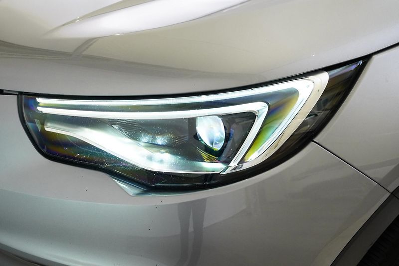 Opel Grandland X - fotka 9 z 29