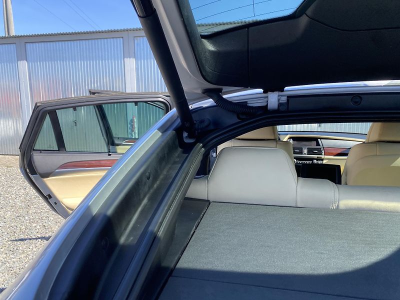 BMW X6 4.0D 4x4 310PS FULL CZ DPH 1A! - fotka 114 z 166