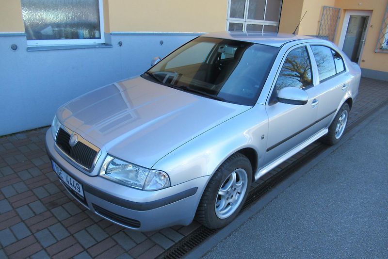 Škoda Octavia 1.9 TDi TOUR KLIMA TAŽNÉ - fotka 5 z 17