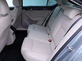 Škoda Superb 2,0 TSI 200kW L&K 4x4 DSG CZ - náhled 13