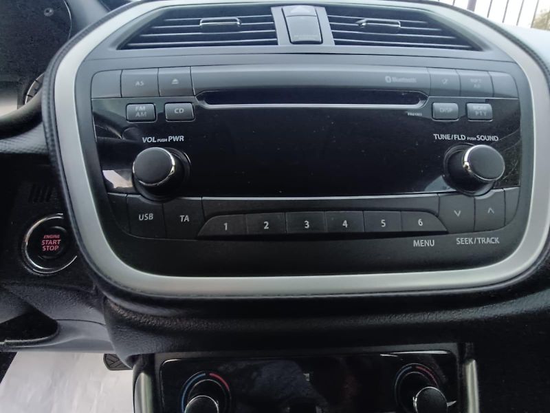 Suzuki SX4 S-Cross 1.6/88kW - fotka 19 z 24