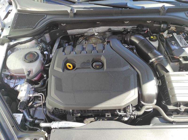 Škoda Octavia 1,5TGI G-Tec DSG, Style, ČR - fotka 35 z 49