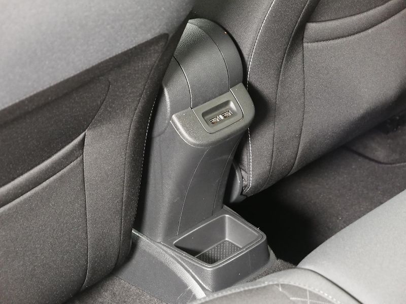 Škoda Fabia - fotka 15 z 28