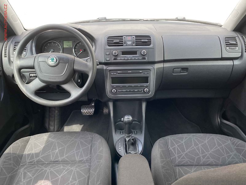 Škoda Roomster (2012) 1.2 TSi, Family, DSG - fotka 8 z 16