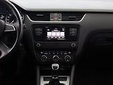 Škoda Octavia (2015) Ambition 1.6 TDI, Tempomat - náhled 10