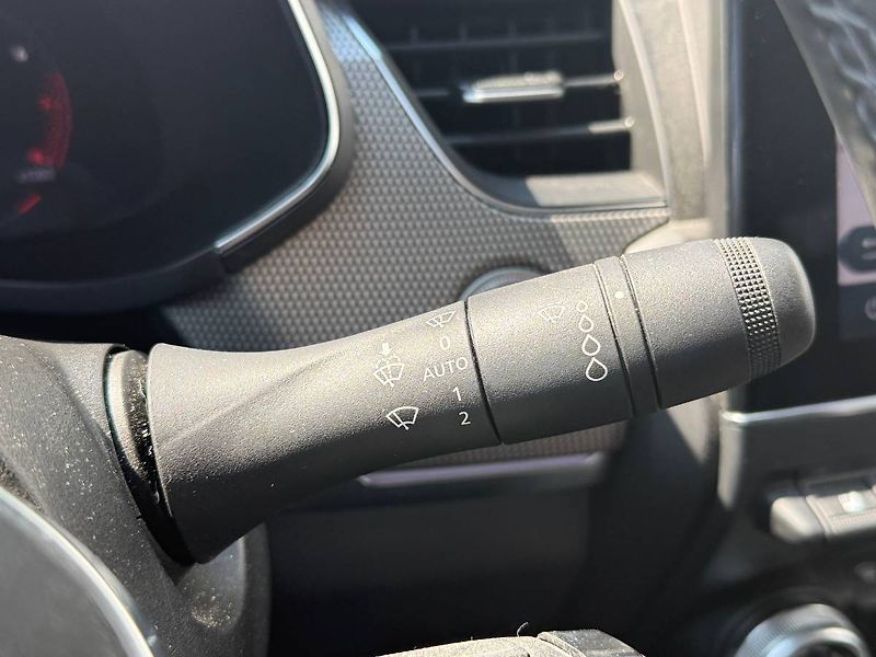 Renault Arkana (2021) 1.3 TCe 103 kW Intens EDC - fotka 19 z 24