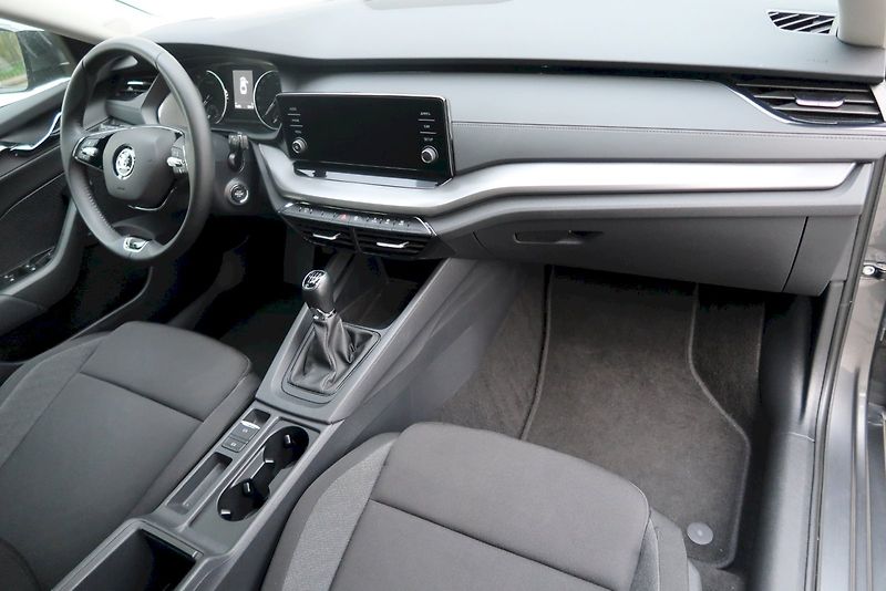 Škoda Octavia (2023) Activ 1.0 TSi/ 81 kW - fotka 10 z 32