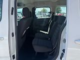 Opel Combo (2021) 1,2i 81 KW 7Míst L2 - náhled 12
