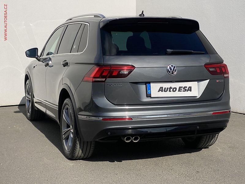 Volkswagen Tiguan (2018) 2.0 TDi 4x4, ČR, R-Line, LED - fotka 6 z 20