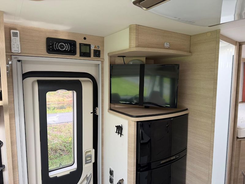 Rapido Ostatní 2.2 D 866F Automat Záruka  - fotka 15 z 29