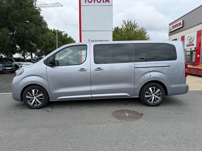 Toyota ProAce Verso L2 2.2D 6st MAN Family Executi - fotka 3 z 11