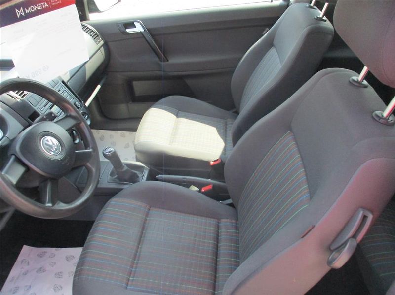 Volkswagen Polo 1,2 i,servisní kniha,ABS, - fotka 11 z 24