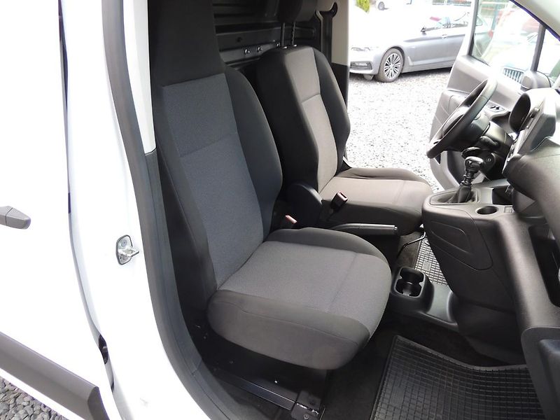Fiat Dobló cargo (2023) 1.5HDi,L2,ČR,1.majitel - fotka 13 z 30