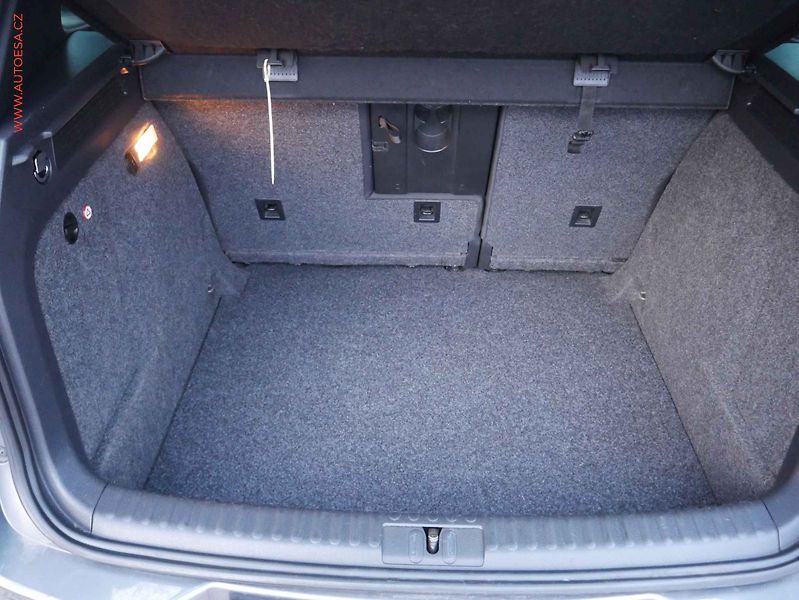Volkswagen Tiguan (2014) 2.0TDi 4x4, Navigace - fotka 7 z 21
