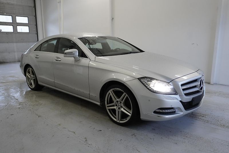 Mercedes-Benz CLS 350 CDI 225 kW - fotka 4 z 26