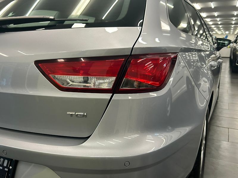 Seat Leon (2020) 1.5 TGI MAN 2020 záruka 1R - fotka 12 z 55
