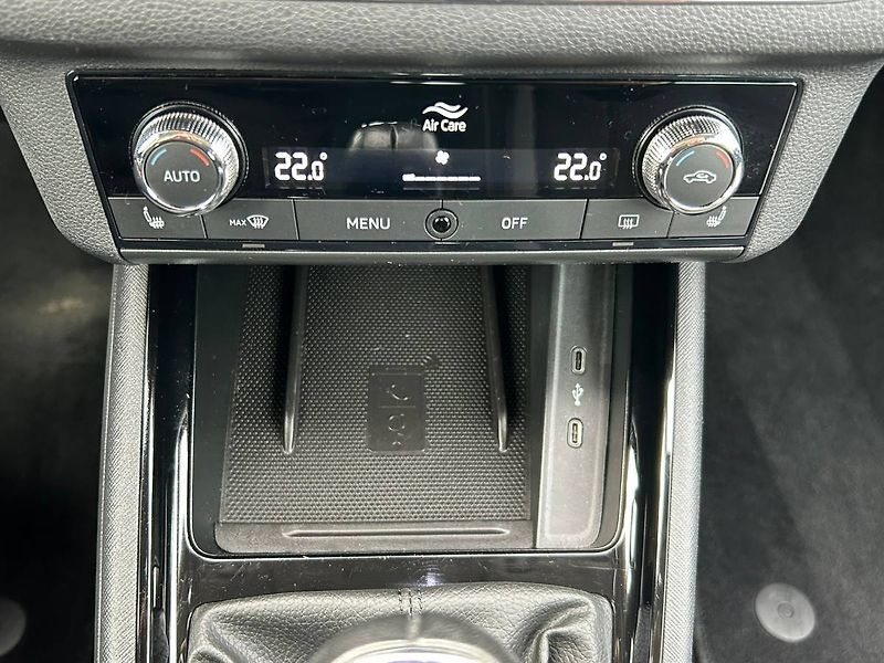 Škoda Kamiq (2022) 1.5 TSI 110kW záruka - fotka 14 z 32