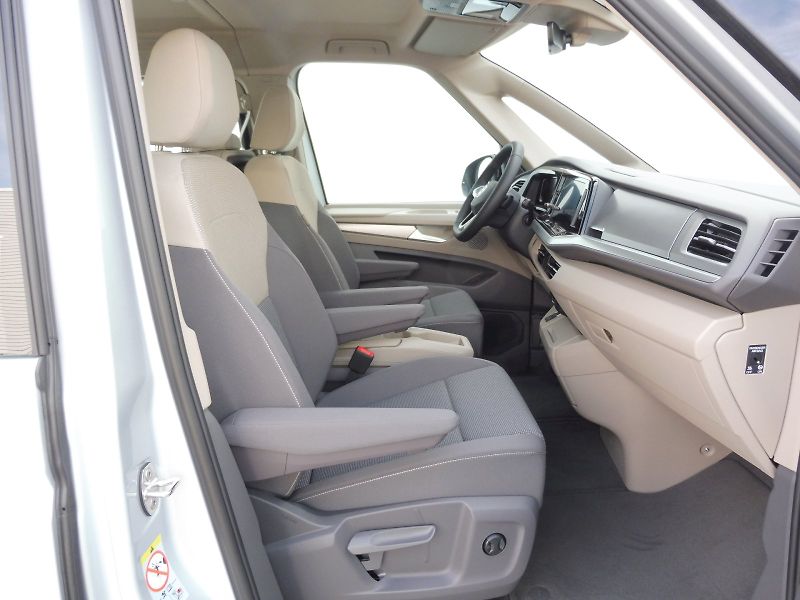 Volkswagen Multivan (2025) Long Life 2,0 TDI 110kW DSG - fotka 9 z 30