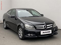 Mercedes-Benz Třídy C (2014) 1.6i C180, Klima - fotografie inzerátu