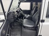 Land Rover Defender 2,5 130 Td5 90kW PO RENOVACI - náhled 30