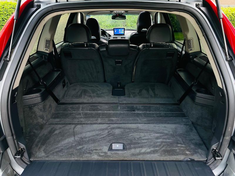 Volvo XC90 2.4 D5 4x4 AUT SERVISKA TAŽNÉ - fotka 20 z 49