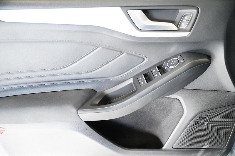 Ford Focus - fotka 12 z 29