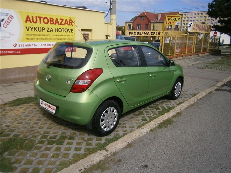Hyundai i20 1,3 i KLIMA - fotka 5 z 11