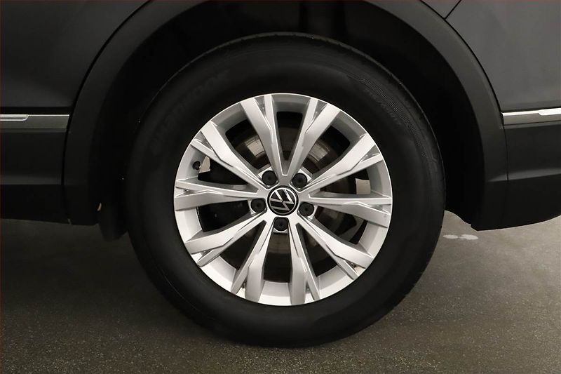 Volkswagen Tiguan (2022) Life 2.0 TDI - fotka 20 z 20