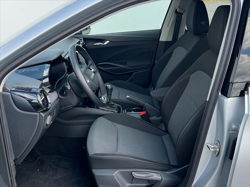 Škoda Fabia 1,0 MPi 59kW SELECTION  IV. - fotka 11 z 23