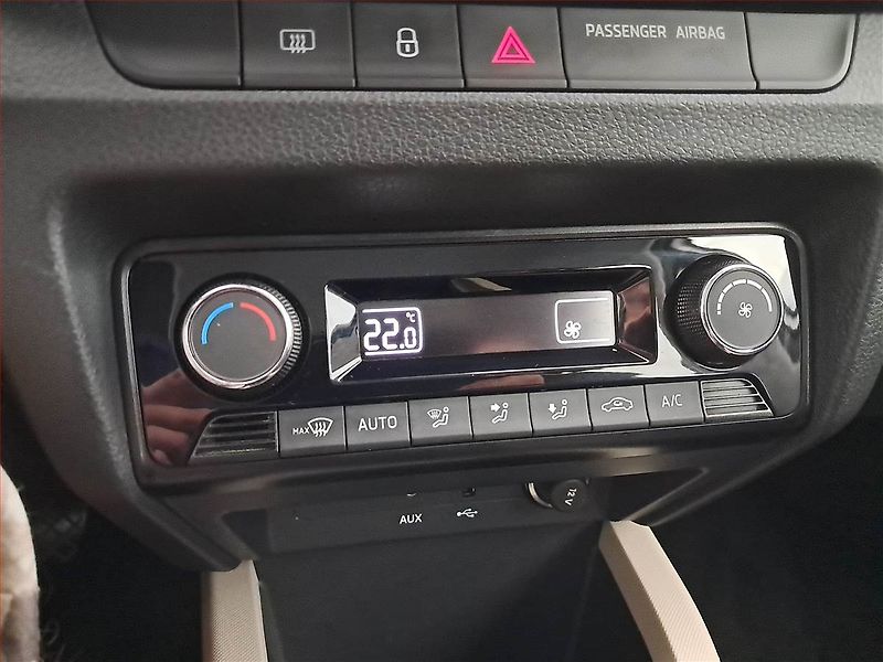 Škoda Fabia (2018) Style 1.0 TSI, Tempomat - fotka 13 z 19