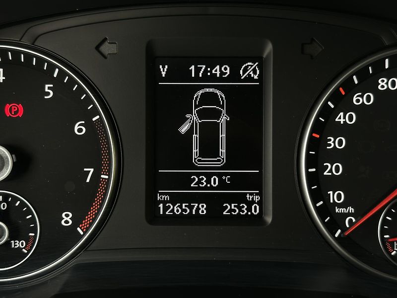 Volkswagen Sharan (2021) 1.4TSI/110kW * 7.Míst * 2.Maj  - fotka 12 z 45