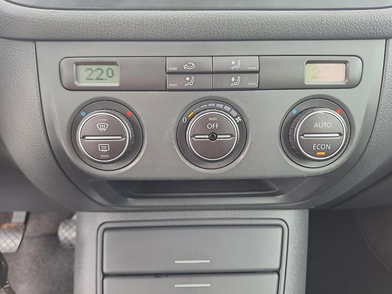 Volkswagen Golf Plus (2005) 1.9 TDi, SERVISKA - fotka 22 z 31