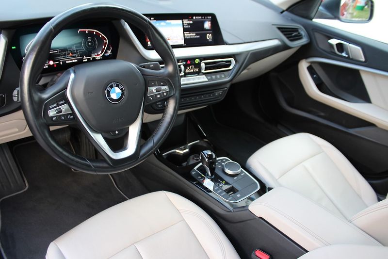 BMW Řada 2 218i Gran Coupé  - fotka 4 z 23