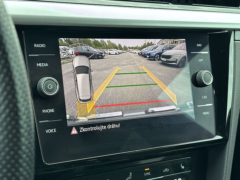 Volkswagen Arteon Shooting Brake (2022) 2.0 TSI DSG R-line - fotka 14 z 33