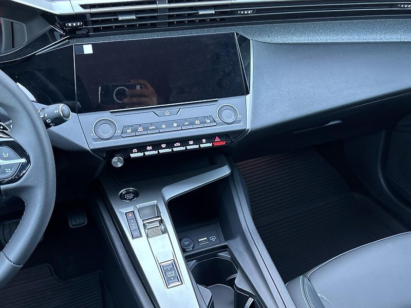 Peugeot 308 ALLURE - fotka 12 z 25