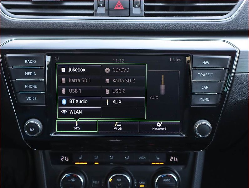 Škoda Superb (2017) 1.6 TDI, Automat, Navi - fotka 20 z 23
