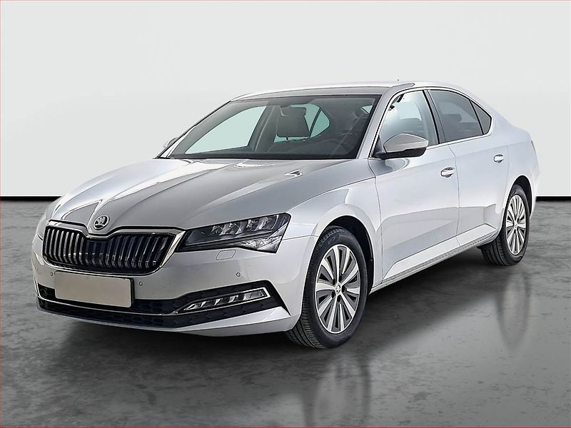 Škoda Superb (2023) 2.0 TSI - fotka 2 z 24
