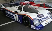 Porsche 962C, se kterým Icky závodil při 24 hodin Le Mans v roce 1985 s Jochenem Massem. Foto: Wikimedia Commons, Alan from UK, CC BY-SA 2.0