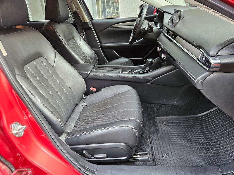 Mazda 6 2,5i SKYACTIV-G,Revolution Top - fotka 27 z 35