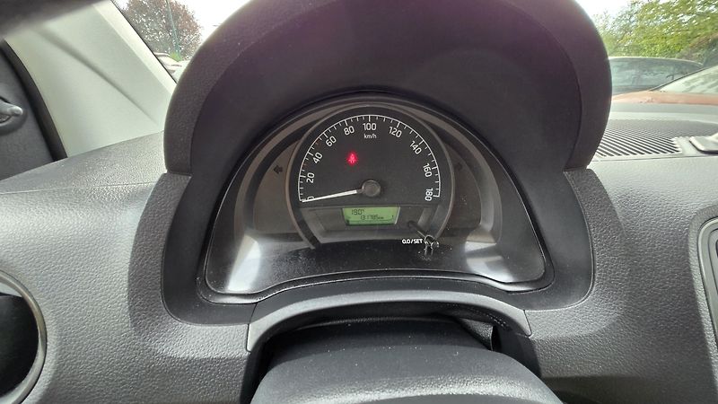 Škoda Citigo 1.0MPI  ACTIVE - fotka 26 z 31