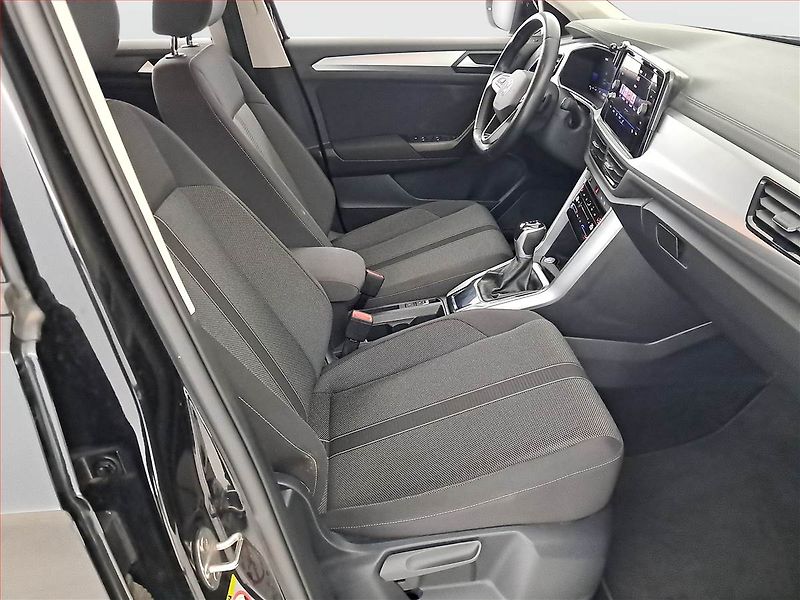 Volkswagen T-Roc (2022) 1.5 TSI - fotka 9 z 19