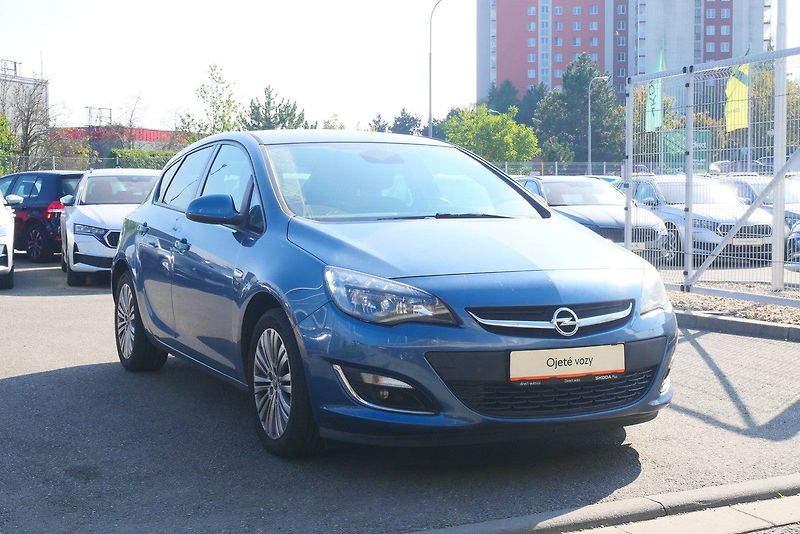 Opel Astra - fotka 3 z 6